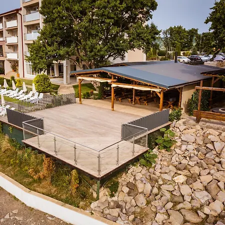 Houseboat Glamour & Wellness * Калужа